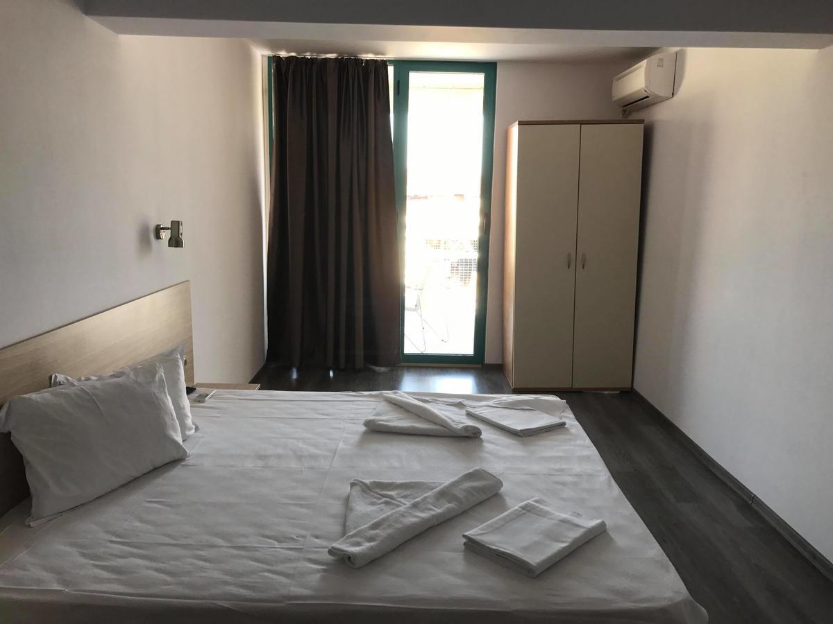 Hotel Largo Sunny Beach Esterno foto