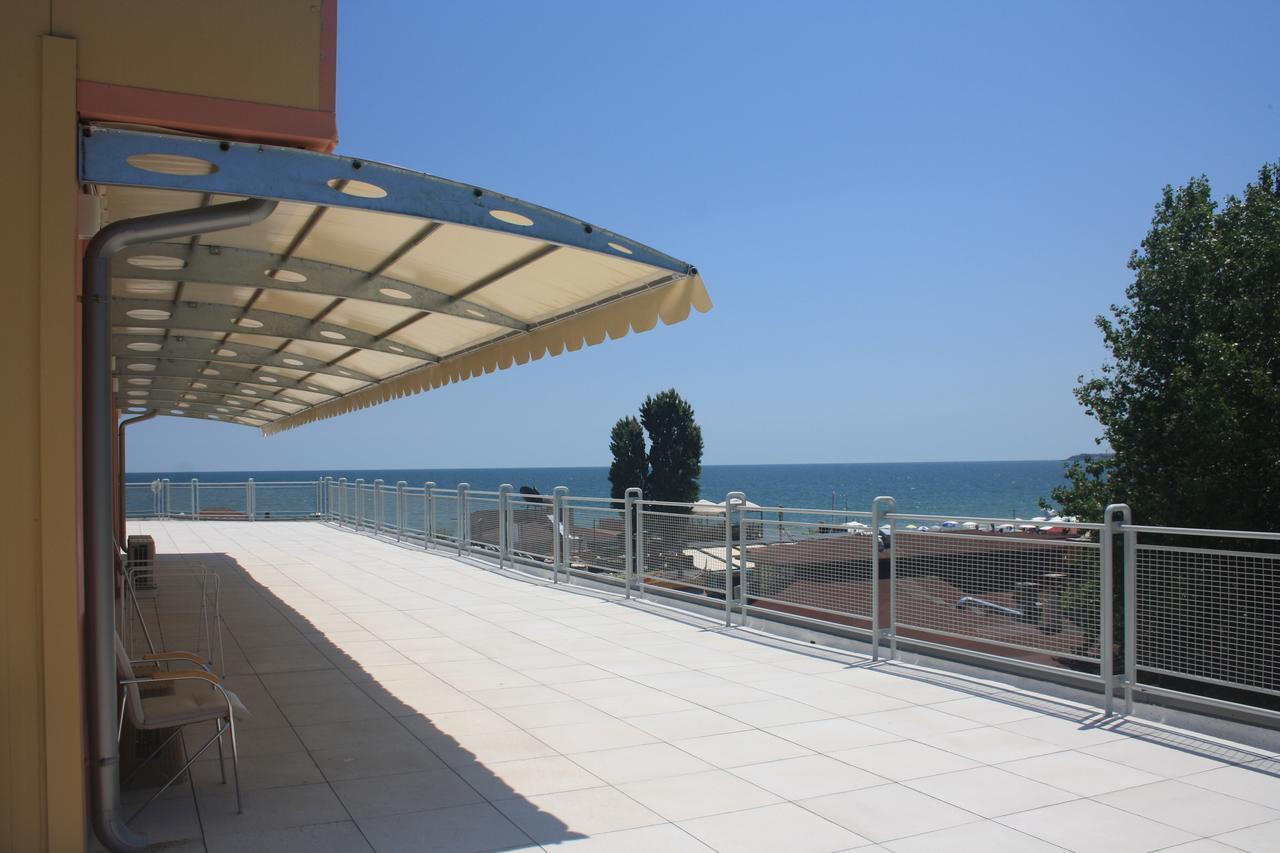 Hotel Largo Sunny Beach Esterno foto